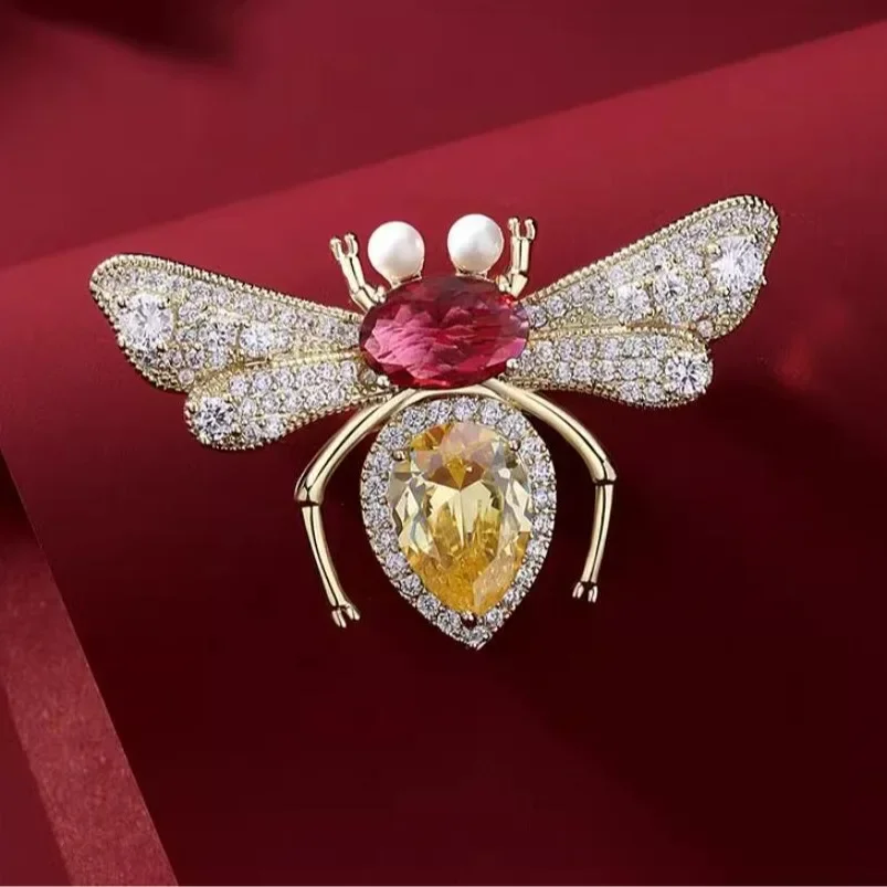 Men'S Accessories Trends 2025 - 1 pièce de broche vintage en