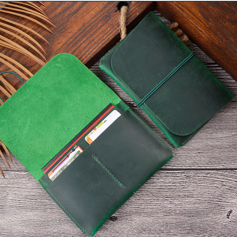 Bifold Leather Wallet - Portefeuille de passeport en cuir de