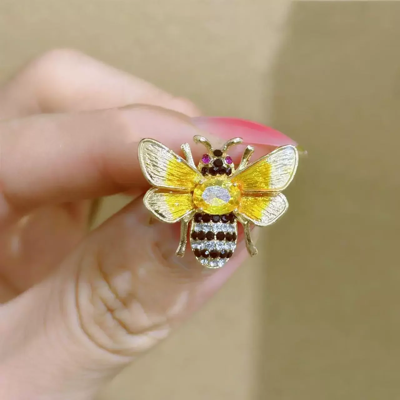 1 pièce Broche Abeille Tendanc - Men'S Accessories Trends 2025 avis et prix