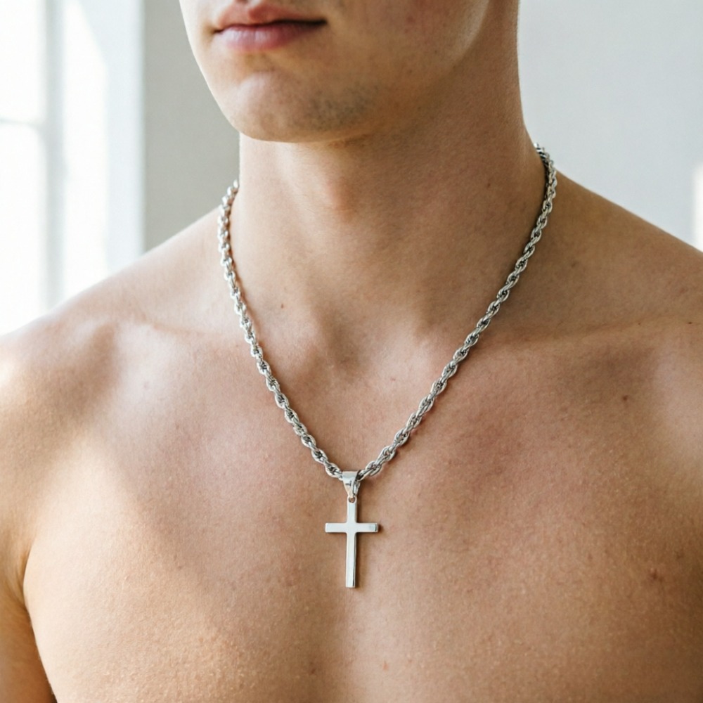 Nouveau Collier Pendentif Croi - Men Accessories Singapore avis et prix