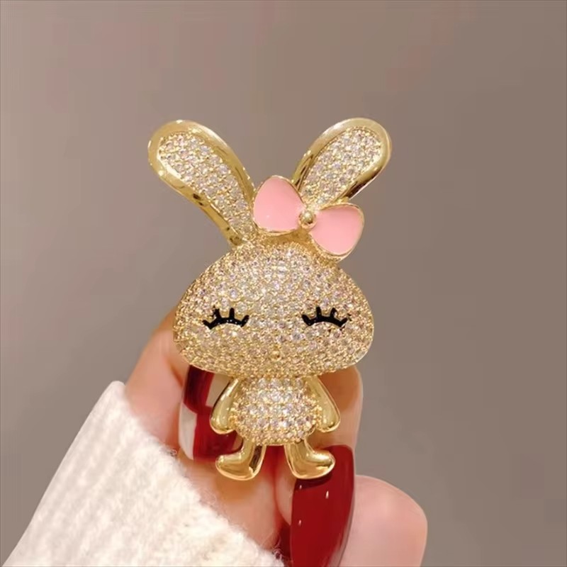 Broche lapin romantique pour h - Men'S Accessories Trends 2025 avis et prix