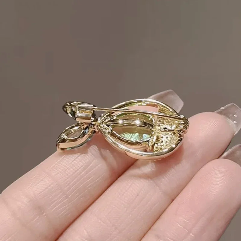Broche de petit poisson exquis - Men'S Accessories Trends 2025 avis et prix