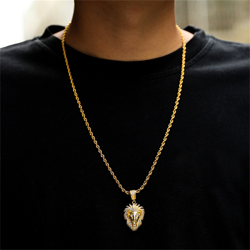Colliers avec pendentifs en st - Men Accessories Singapore avis et prix